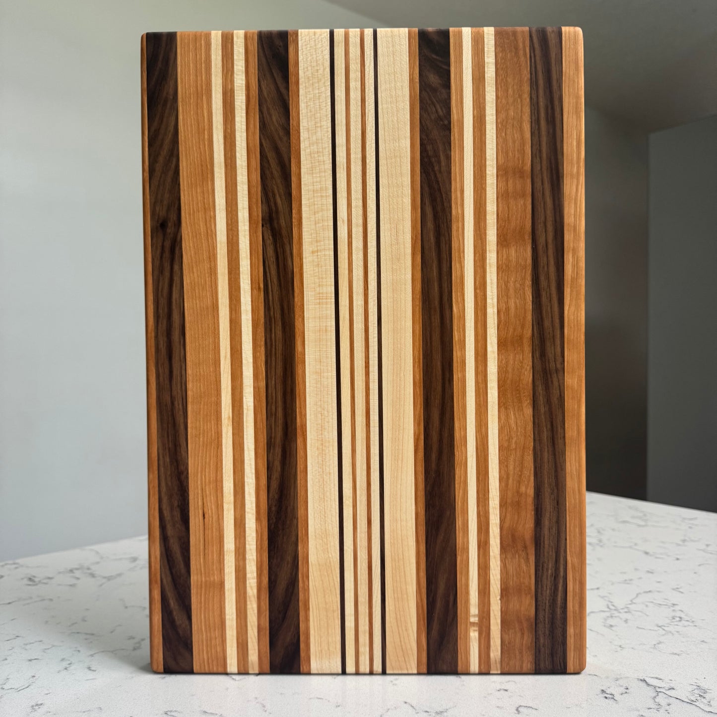 Medium Heritage | 12 x 18