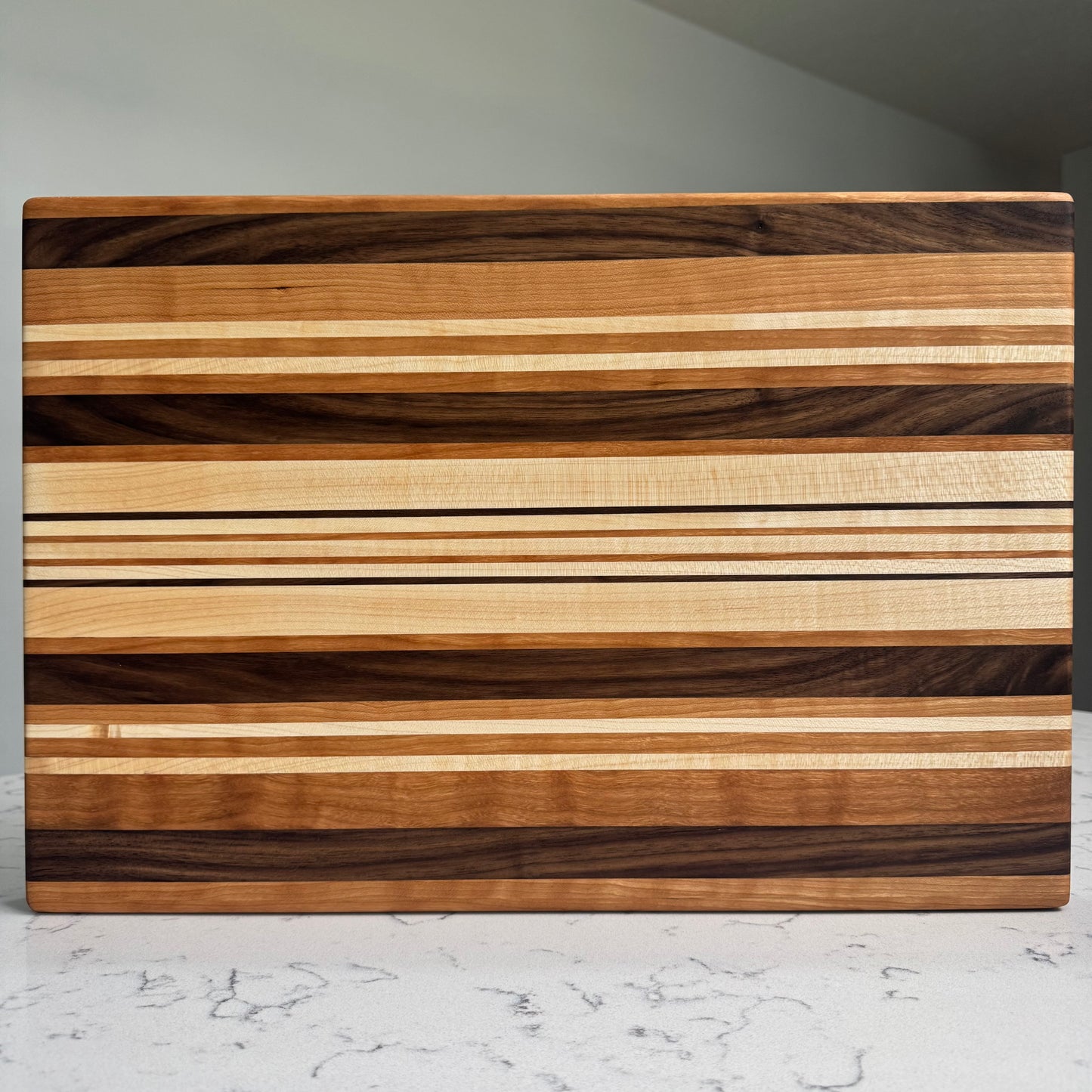Medium Heritage | 12 x 18