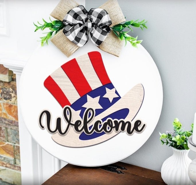 Patriotic welcome round - Custard cuts