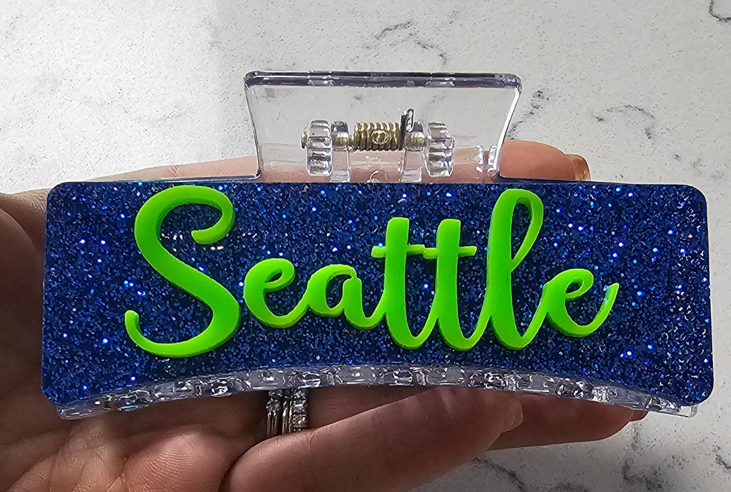 Large seattle claw