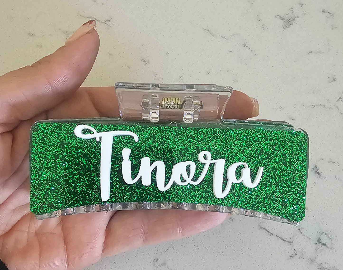 Large Tinora claw