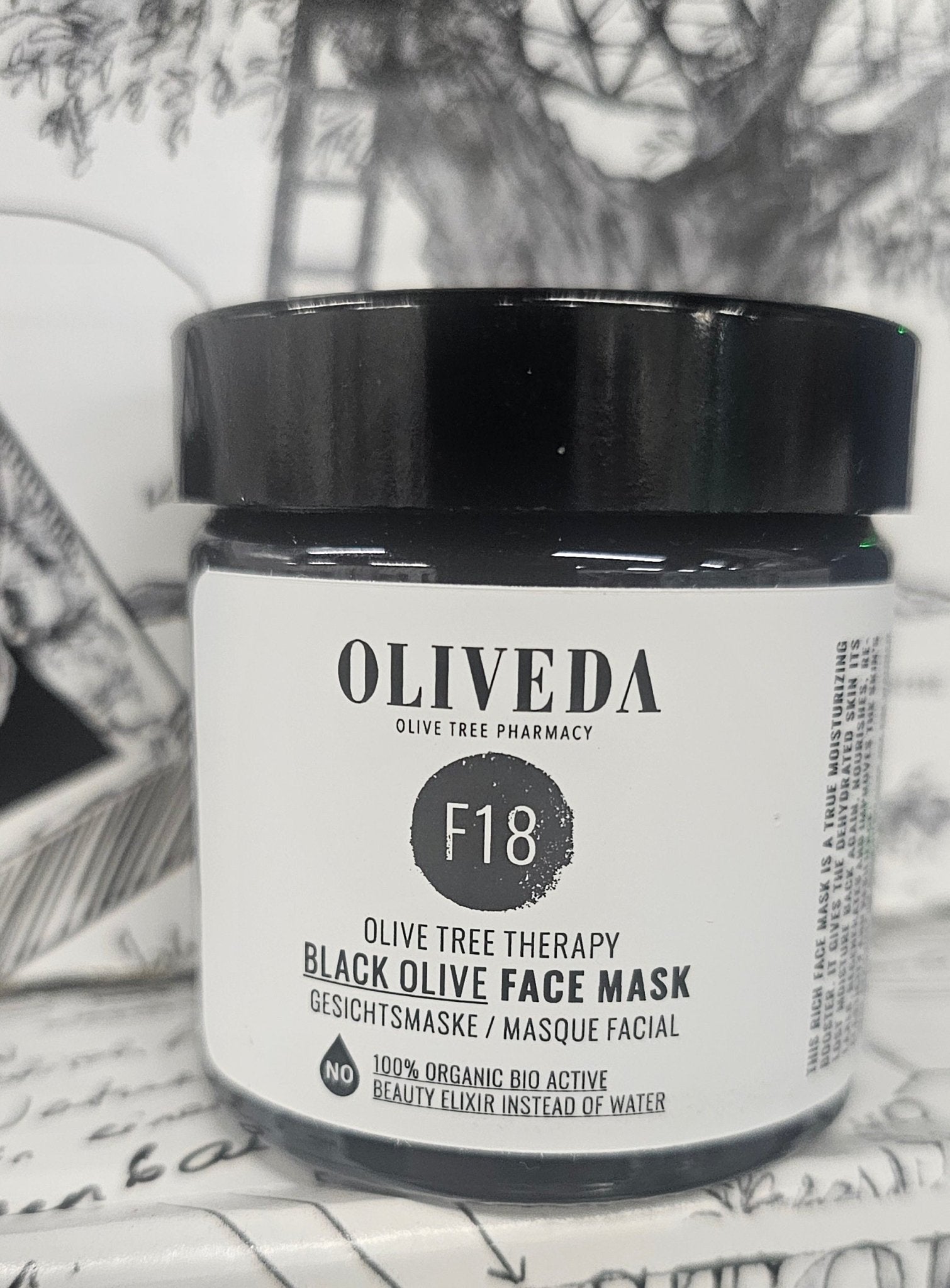 F18 BLACK OLIVE FACE MASK - Custard cuts