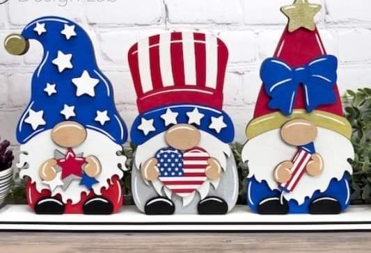 Patriotic gnomes - Custard cuts