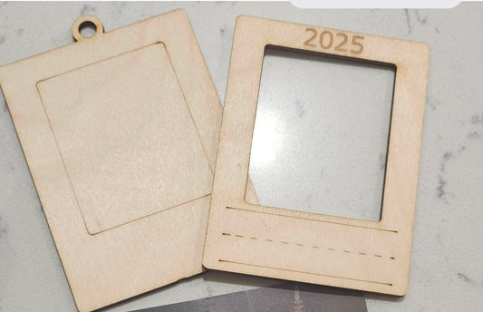 2025 name ornament
